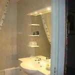 Отель Logis Le Vieux Logis 3*