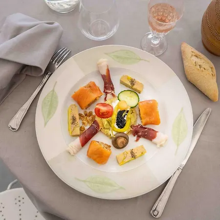 Logis Le Vieux Logis 3*