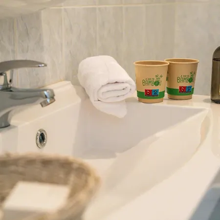 Logis Le Vieux Logis Hotel