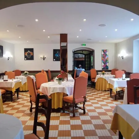 Hotel Logis Le Vieux Logis 3*