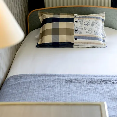 Logis Le Vieux Logis Hotel