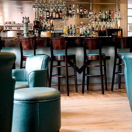 Logis Le Vieux Logis Hotel 3*