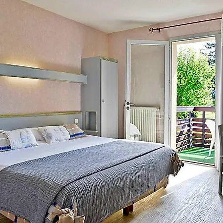 Hotell Logis Le Vieux Logis 3*