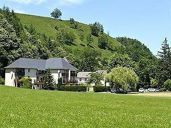 فندق Logis Le Vieux Logis 3*