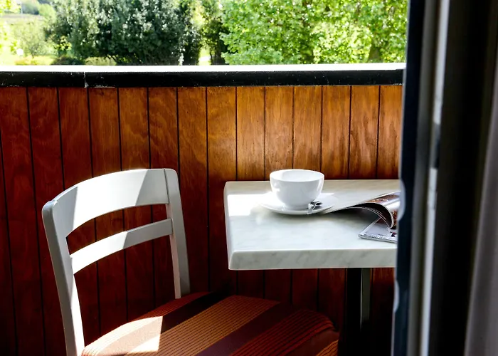 Hotel Logis Le Vieux Logis 3*