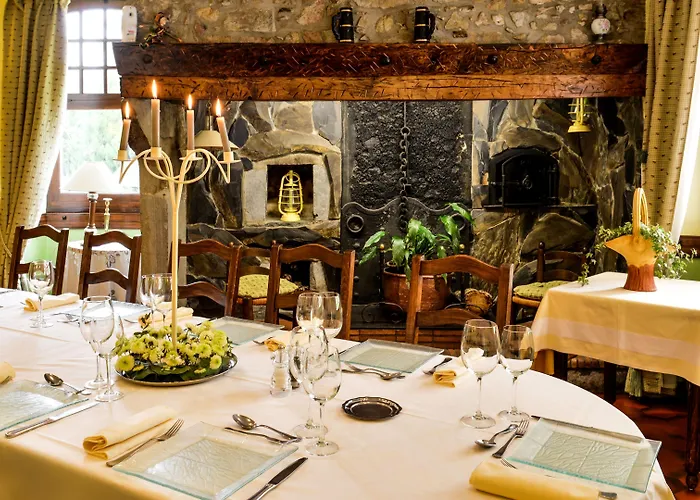 فندق Logis Le Vieux Logis 3*