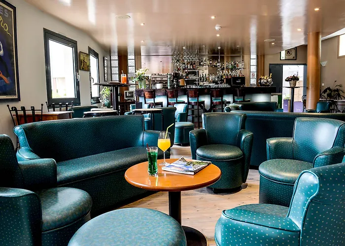 Hotel Logis Le Vieux Logis 3*