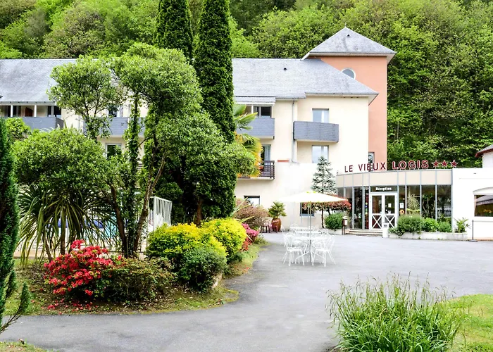 Logis Le Vieux Logis Hotel 3*